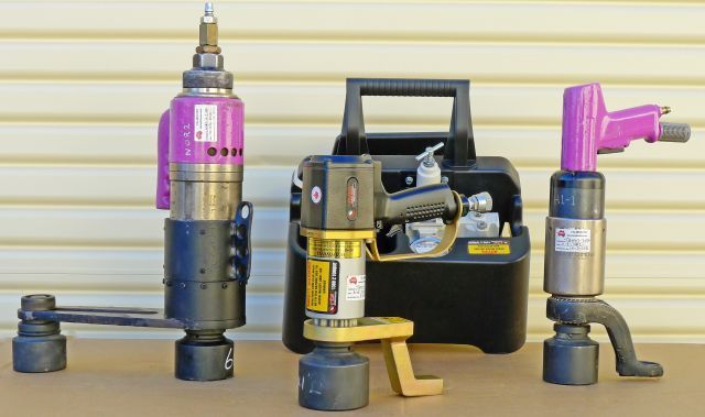 Pneumatic Torque Wrenches